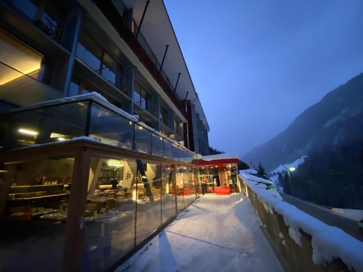 "Quality Hosts Arlberg" Hotel Lux Alpinae ซังคท์อันทอนอัมอาร์ลแบร์ก ภายนอก รูปภาพ