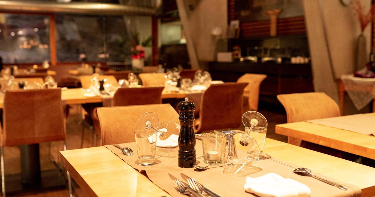 "Quality Hosts Arlberg" Hotel Lux Alpinae ซังคท์อันทอนอัมอาร์ลแบร์ก ภายนอก รูปภาพ