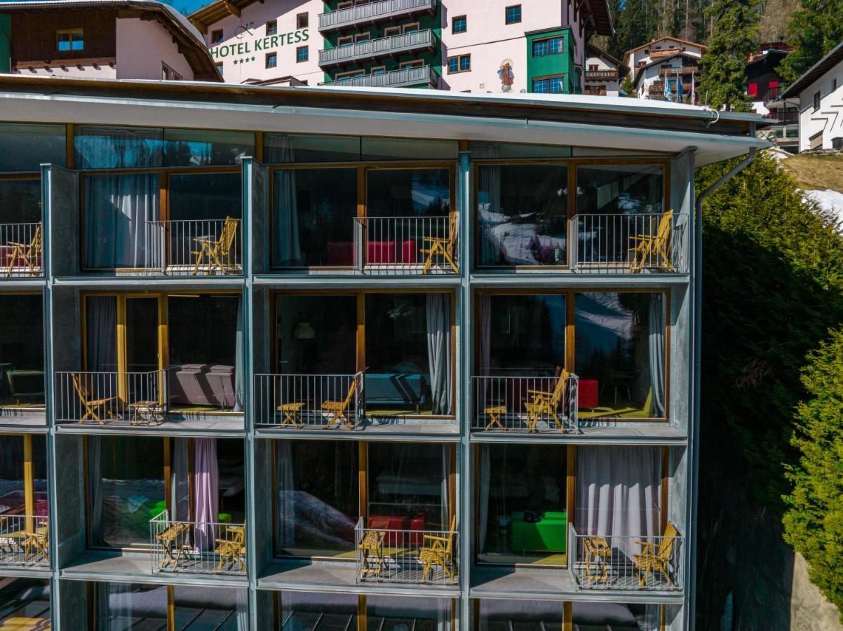 "Quality Hosts Arlberg" Hotel Lux Alpinae ซังคท์อันทอนอัมอาร์ลแบร์ก ภายนอก รูปภาพ
