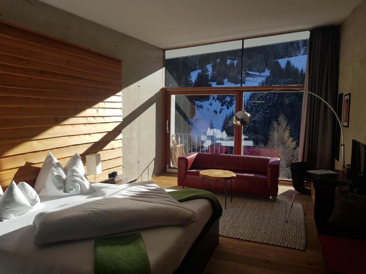 "Quality Hosts Arlberg" Hotel Lux Alpinae ซังคท์อันทอนอัมอาร์ลแบร์ก ภายนอก รูปภาพ